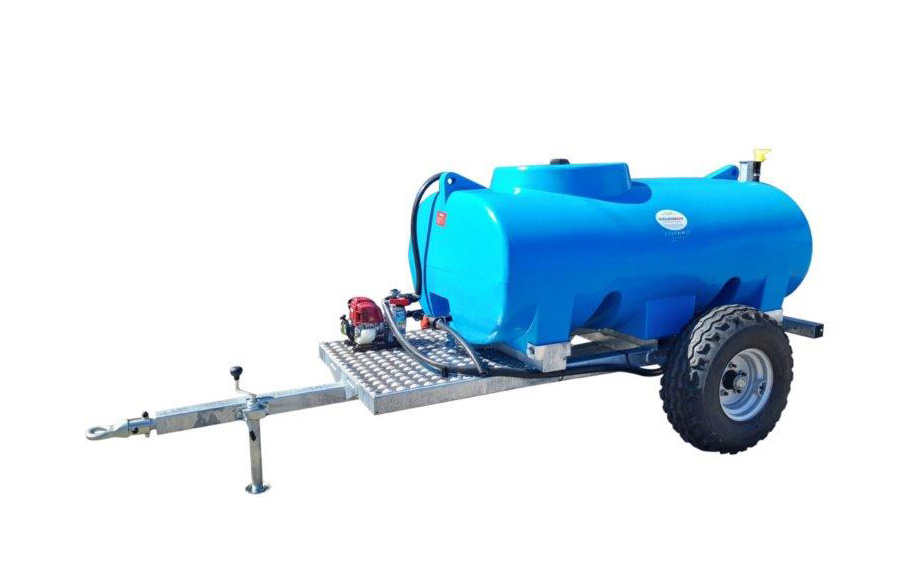 Watertank met pomp